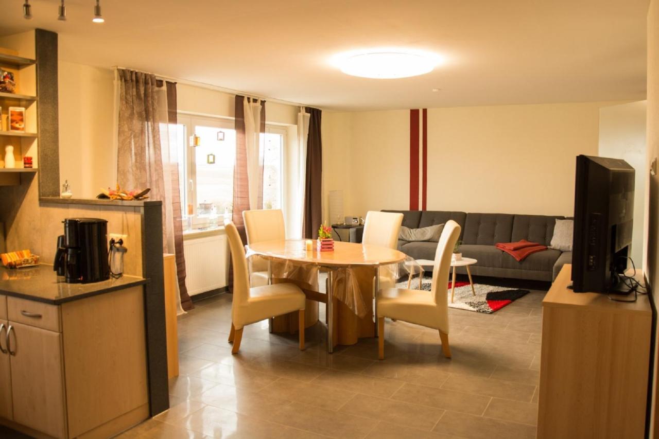 Ferienwohnung Frau Klara Hofheim in Unterfranken Exteriér fotografie